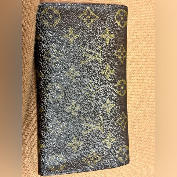 COPY - LV Sarah wallet authentic - Picture 2 of 16
